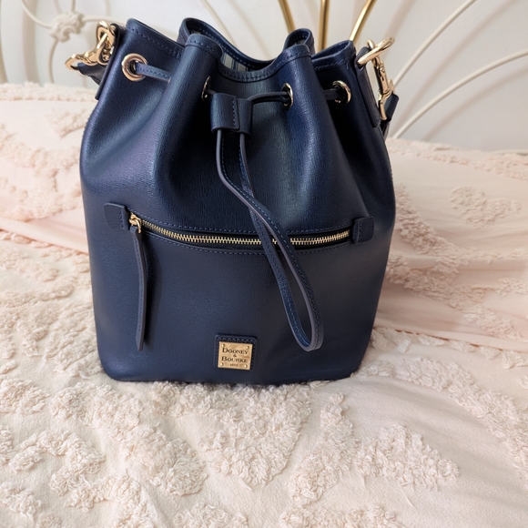 Dooney & Bourke Handbags - Dooney & Bourke Navy Blue Bucket Bag